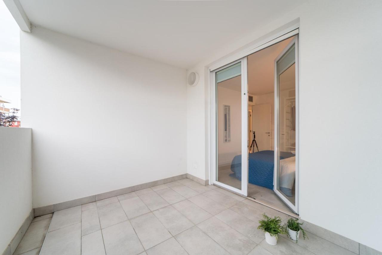 ליגננו סביאדורו Appartamenti Torre Bianca מראה חיצוני תמונה